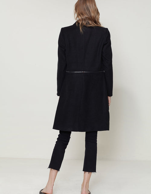 Load image into Gallery viewer, Women&#39;s Wool-blended Open Front Jacket In Black
